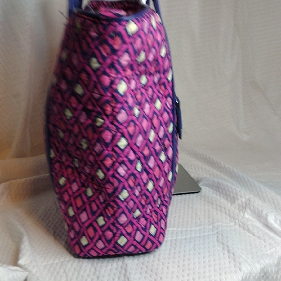 Vera Bradley Tote Bag In Katalina Pink Diamonds With Purple Trim - Picture 5 of 11